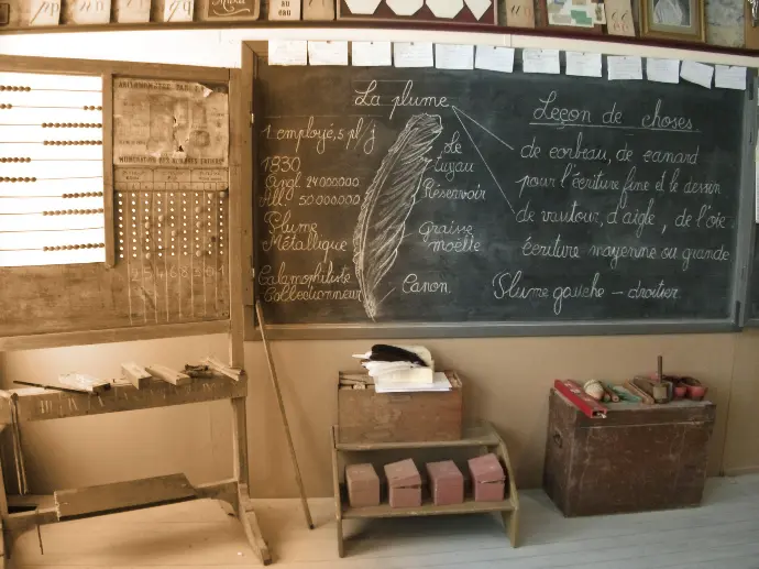 Ecole - gîte La Blanche epine Momignies
