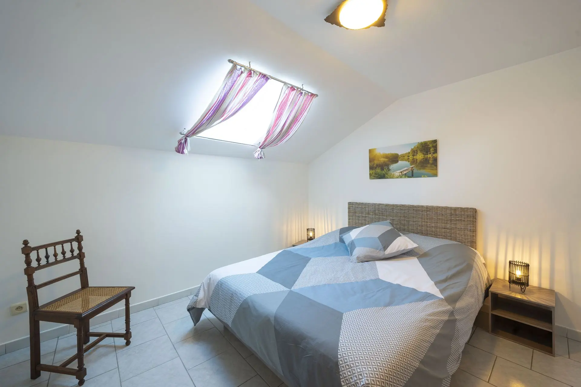 Chambre 2 -  gîte La Blanche Epine  Momignies